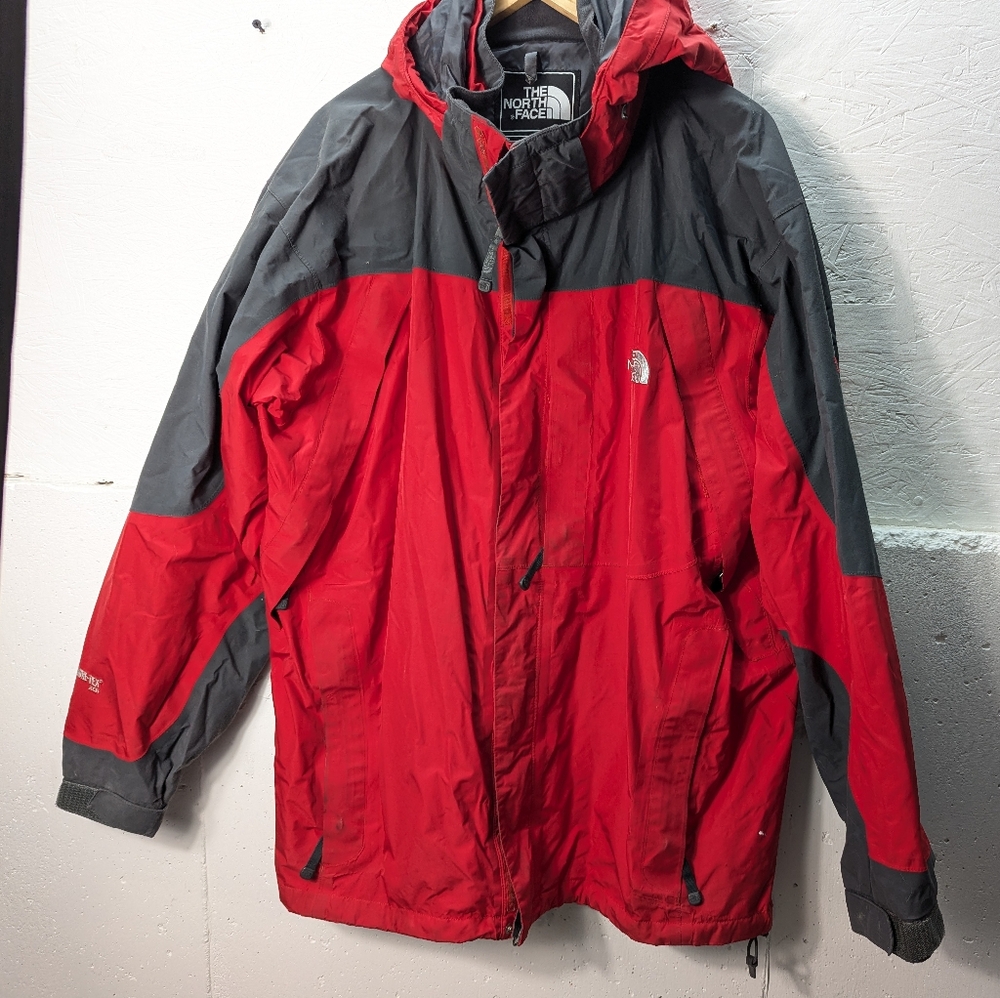 The North Face Mens Summit Series Gore-Tex Rain Jacket XL Red/Gray with Hood